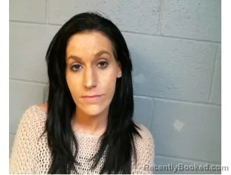 Mugshot of Peyton Neff booked in Perry County, Illinois on April 2, 2026