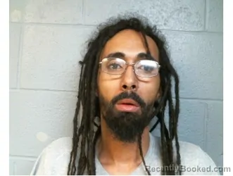 Mugshot of Travis Pryor