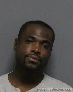 Mugshot of CARLTON LASHAUN WHITE