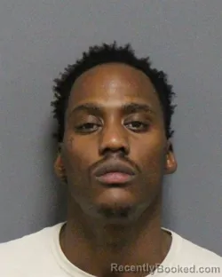 Mugshot of DONOVAN PEDRO HUGGINS