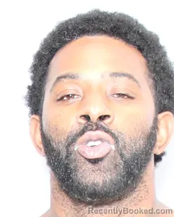 Mugshot of TRETAVIUS RAMON HAMILTON