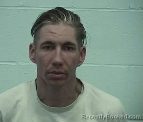 Mugshot of EVAN J BLOEHS