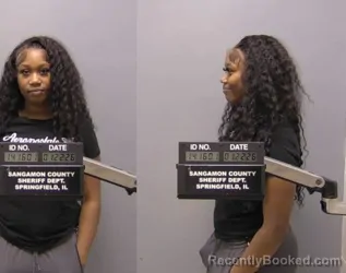 Mugshot of Promyss Marie A Davis