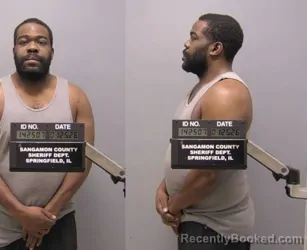 Mugshot of RODRIDQUEZ L STEVENSON