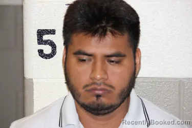 Mugshot of HECTOR BARRAGAN LOPEZ booked in Schuyler County, Illinois on April 25, 2026