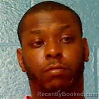Mugshot of DAEQUAN MARQUIS EVERETTE