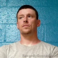 Mugshot of JONATHAN PAUL LUCAS