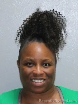 Mugshot of CHAQUITTA COZELLA-RENEE WASHINGTON booked in Stephenson County, Illinois on August 4, 2026