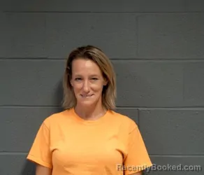 Mugshot of AMANDA LYNN MARQUIS