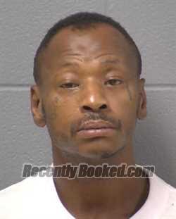 Mugshot of WILLIE J HOLLINS