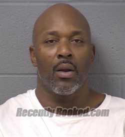 Mugshot of IVAN SHAWN DAVIS booked in Will County, Illinois on May 8, 2026