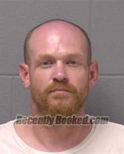 Mugshot of JOSEPH R DOLL