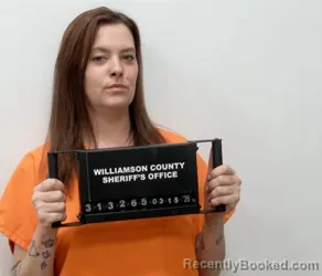 Mugshot of RHIANNA R SCHUITEMA