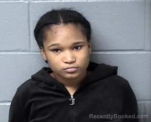 Mugshot of AMAURI U PAYTON