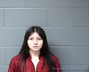 Mugshot of PERLA RIVERA FLORES