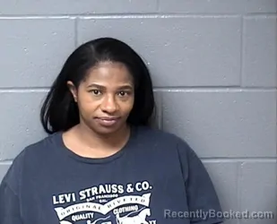 Mugshot of CRYSTAL M WASHINGTON