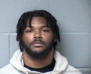 Mugshot of JAYLEN L JONES booked in Woodford County, Illinois on April 22, 2026