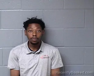 Mugshot of TAYSHAWN L SCOTT booked in Woodford County, Illinois on June 26, 2026