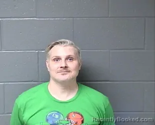 Mugshot of JEREMY J PEMBERTON