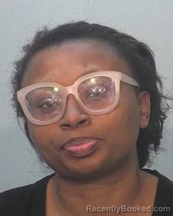 Mugshot of Destinye Ausee Basped