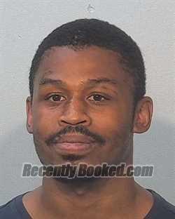 Mugshot of Jimcole Antoine Lyons