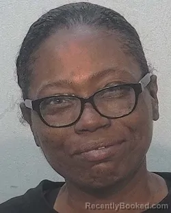 Mugshot of Kwanya Janece Hollopeter booked in Allen County, Indiana on May 29, 2026