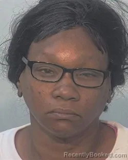 Mugshot of Sylvia Kay Giddens