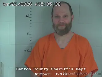 Mugshot of Brannon Sean Sinks booked in Benton County, Indiana on April 21, 2026