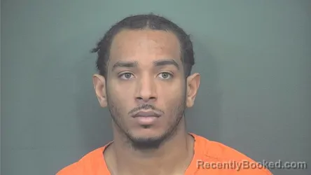 Mugshot of Traveon Gray