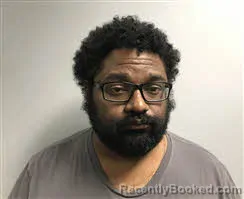 Mugshot of Aziel David Rosa