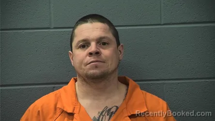 Mugshot of DUSTIN ROY HAMPSHIRE