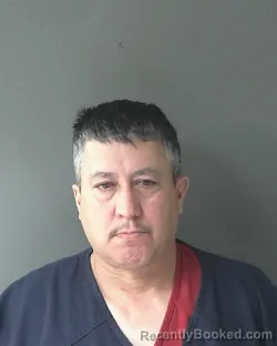 Mugshot of Ernesto Flores Espinoza