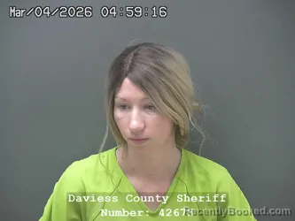 Mugshot of CLOE ANN HOPKINS