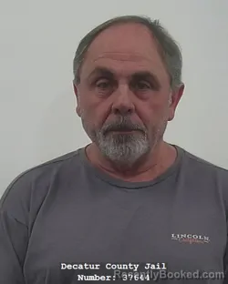 Mugshot of ROBERT P VANDUYN