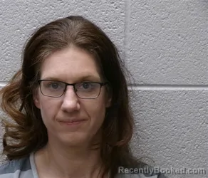 Mugshot of CRYSTAL LYNN MATHIS