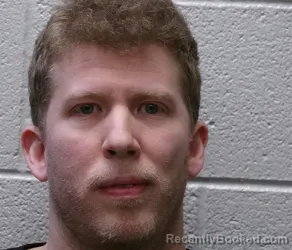 Mugshot of ETHAN R MAY