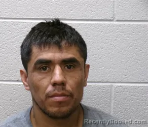 Mugshot of LOUIS EDWARDO MUNOZ