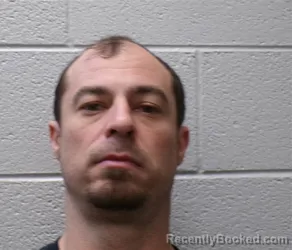 Mugshot of JEREMY ERIK HUTCHINS