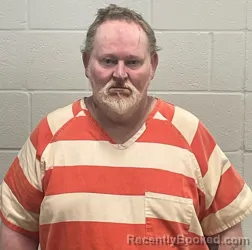 Mugshot of LYNDEN E SWANSON