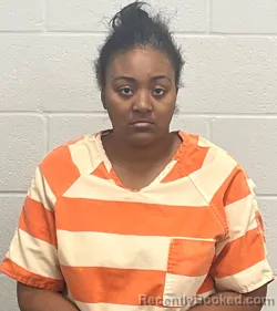 Mugshot of ERIANIA MAJORS booked in Fulton County, Indiana on April 23, 2026