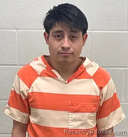 Mugshot of VICTOR MANUEL AMAYO RAMOS