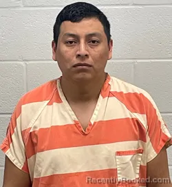 Mugshot of EZEQUIEL DIAZ PEREZ