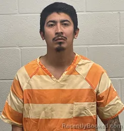 Mugshot of OSWALDO CASTRO GALDAMEZ