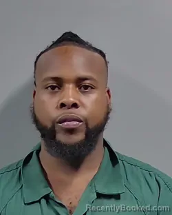 Mugshot of DENZEL QUAMAIN WIGGINS