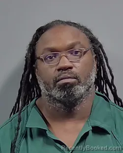 Mugshot of ROBERT LEE MAGEE