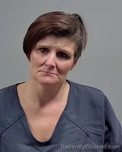 Mugshot of REGINA LEE LAKE