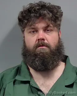 Mugshot of JASON MARK HOLLINGER
