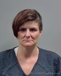 Mugshot of REGINA LEE LAKE