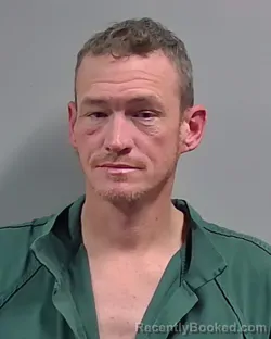 Mugshot of ROSS EMERY WALTON