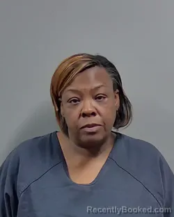 Mugshot of DAVITA MICHAE JONES-ROBINSON